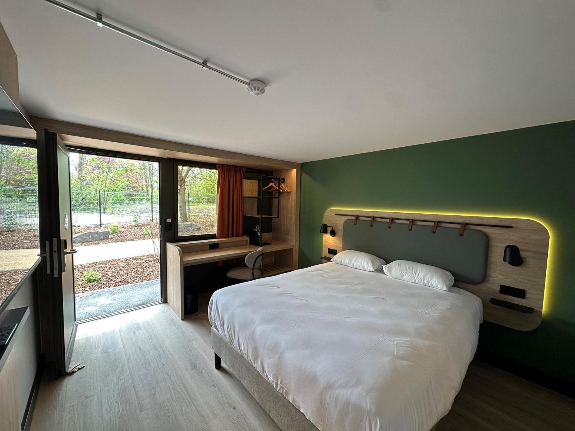 Campanile Clermont-Ferrand ~ Riom Hotel Exterior photo